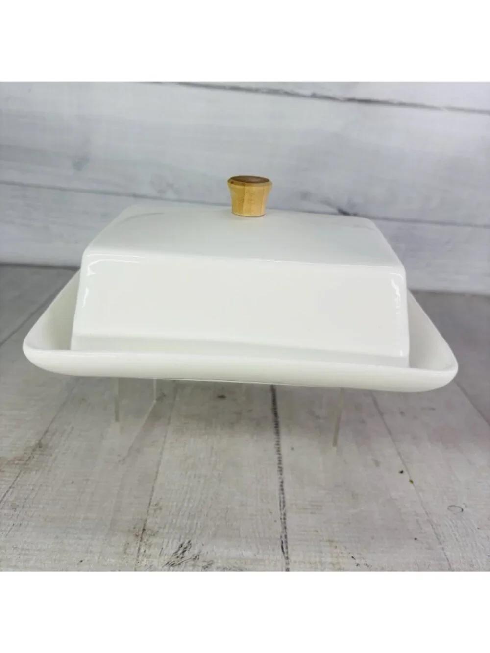 Dowan White Bone China Farmhouse Wooden Handle 2 Stick Lidded Butter Cheese Dish